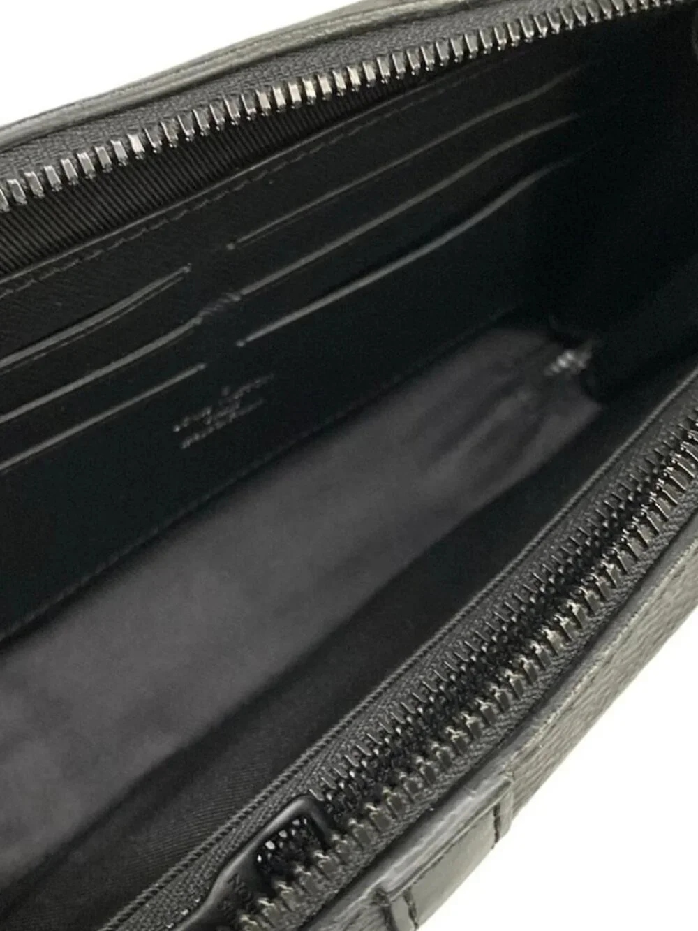 LOUIS VUITTON Soft Trunk Wallet Monogram Eclipse